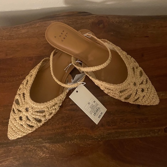 Women's Cream Woven Flats by a new day - Picture 5 of 8